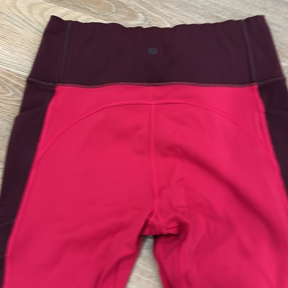 Athleta All In Structure 7/8 Leggings - Picture 6 of 6